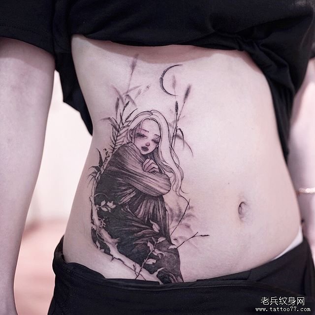 侧腰个性清新女孩纹身图案
