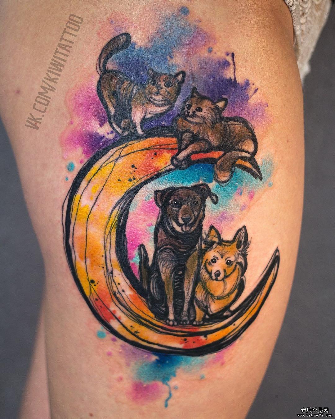 大腿水彩月亮可爱猫狗纹身图案