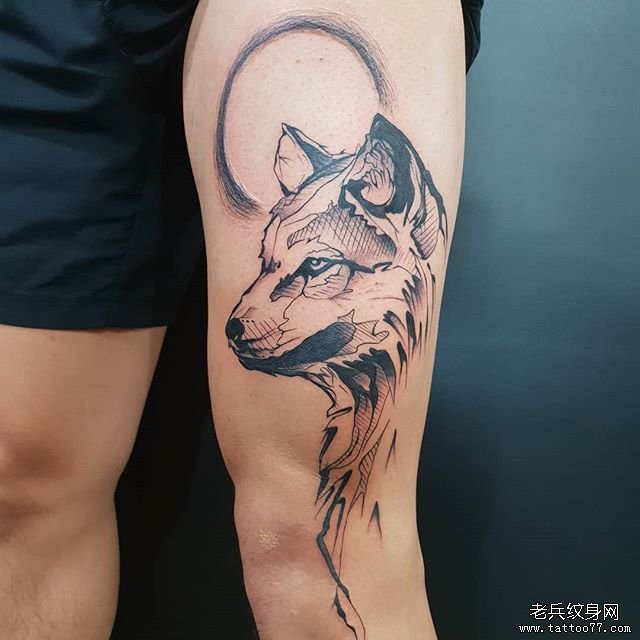大腿个性几何线条狼纹身图案