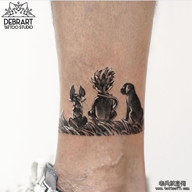 脚踝小清新卡通纹身图案