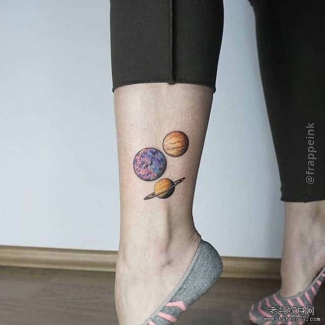 脚踝色彩小清新星球纹身图案