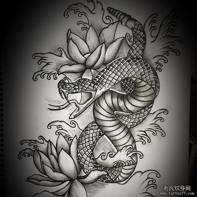 黑灰蛇莲花纹身图案