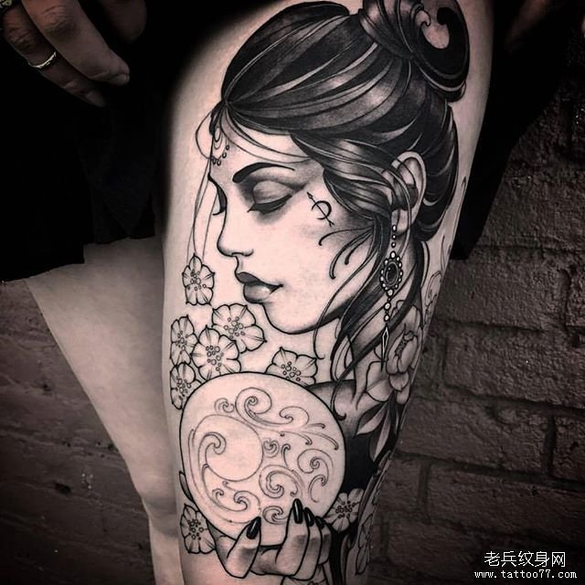 黑灰女郎纹身