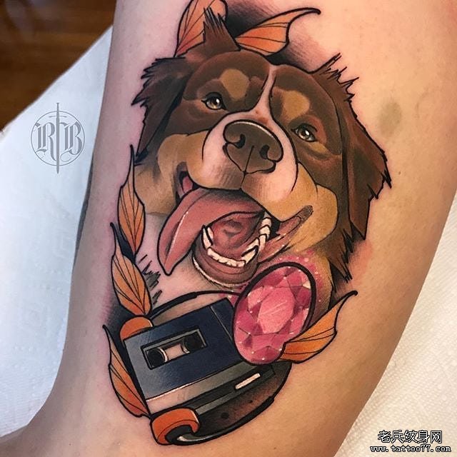 色彩宠物狗狗文身