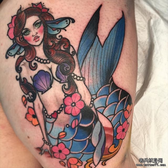 色彩卡通美人鱼纹身