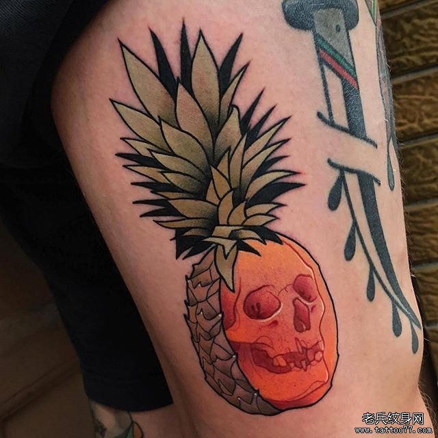 大腿school菠萝骷髅纹身图案