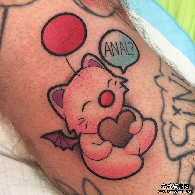 色彩小熊纹身图案