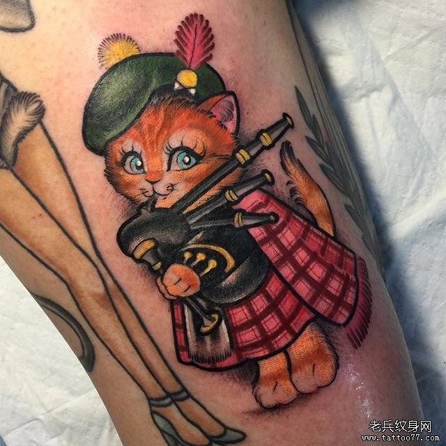 色彩猫咪文身图案