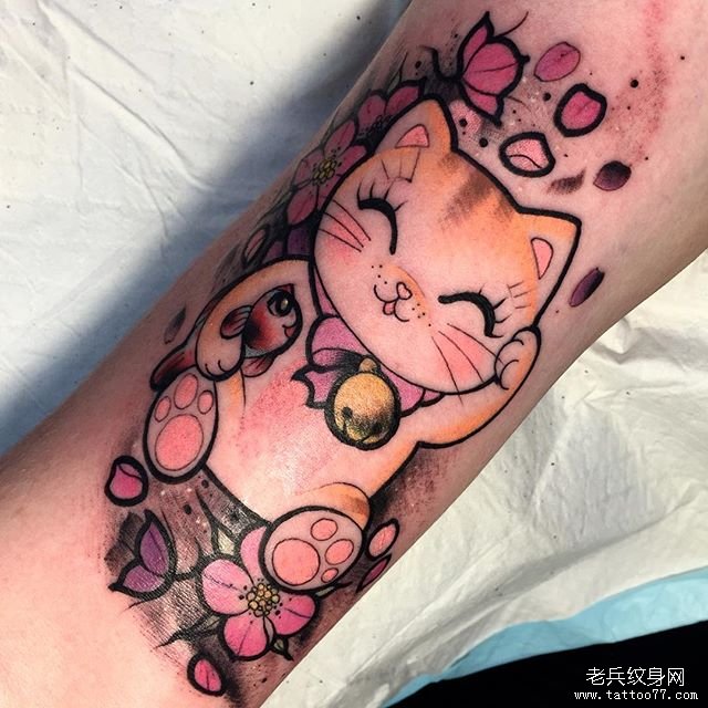 色彩招财猫樱花纹身图案