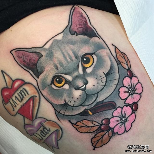 色彩猫咪樱花纹身图案