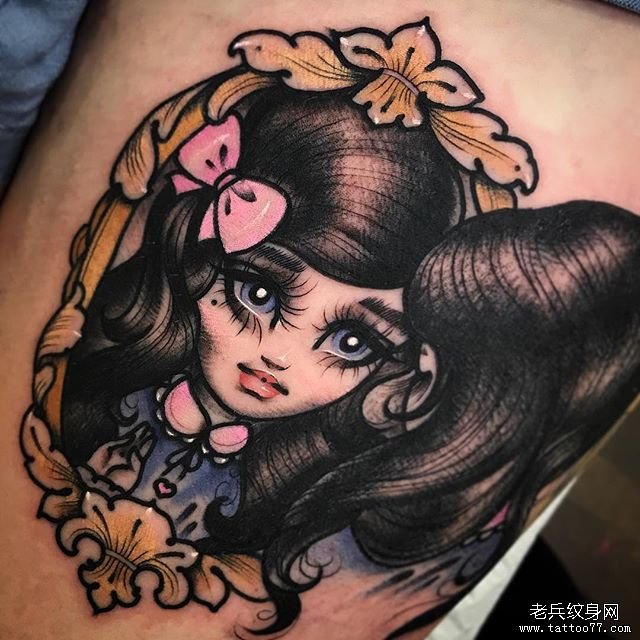 色彩女孩纹身图案