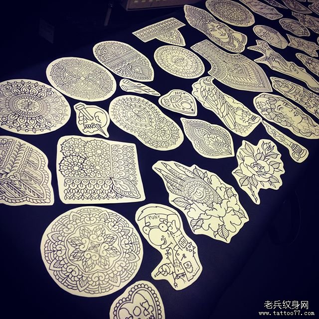 线条梵花纹身手稿