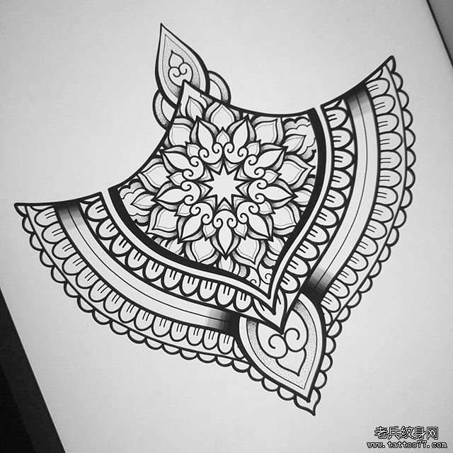 几何梵花文身图案