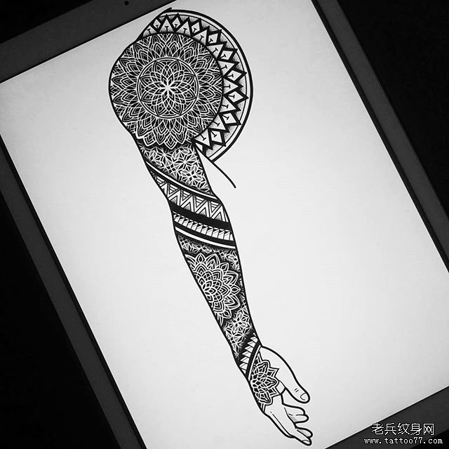 手臂梵花文身手稿