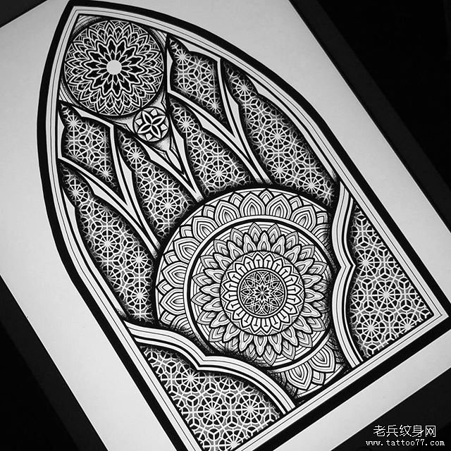 黑灰梵花文身手稿