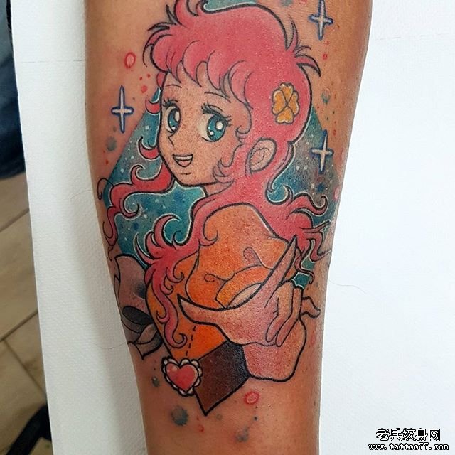 彩色个性女孩纹身图案