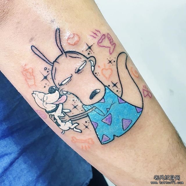 个性卡通涂鸦狗纹身图案