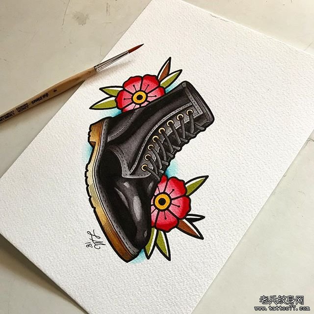 色彩鞋子五瓣花纹身手稿