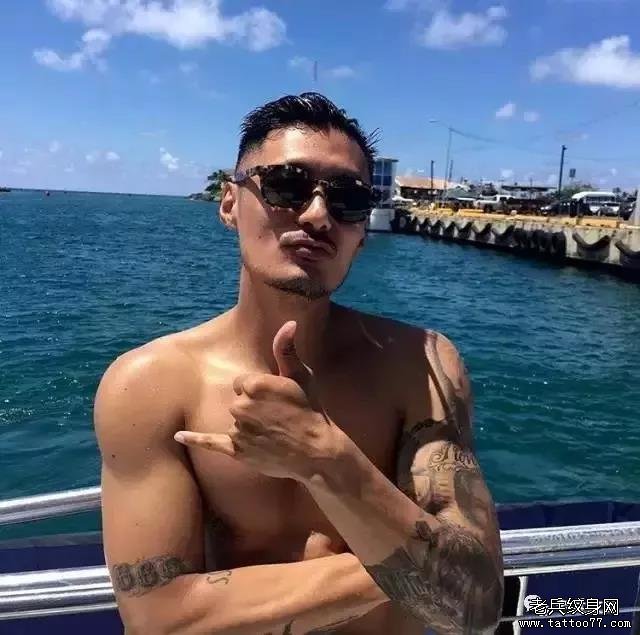 到底怎么样做，才能不撞纹身？