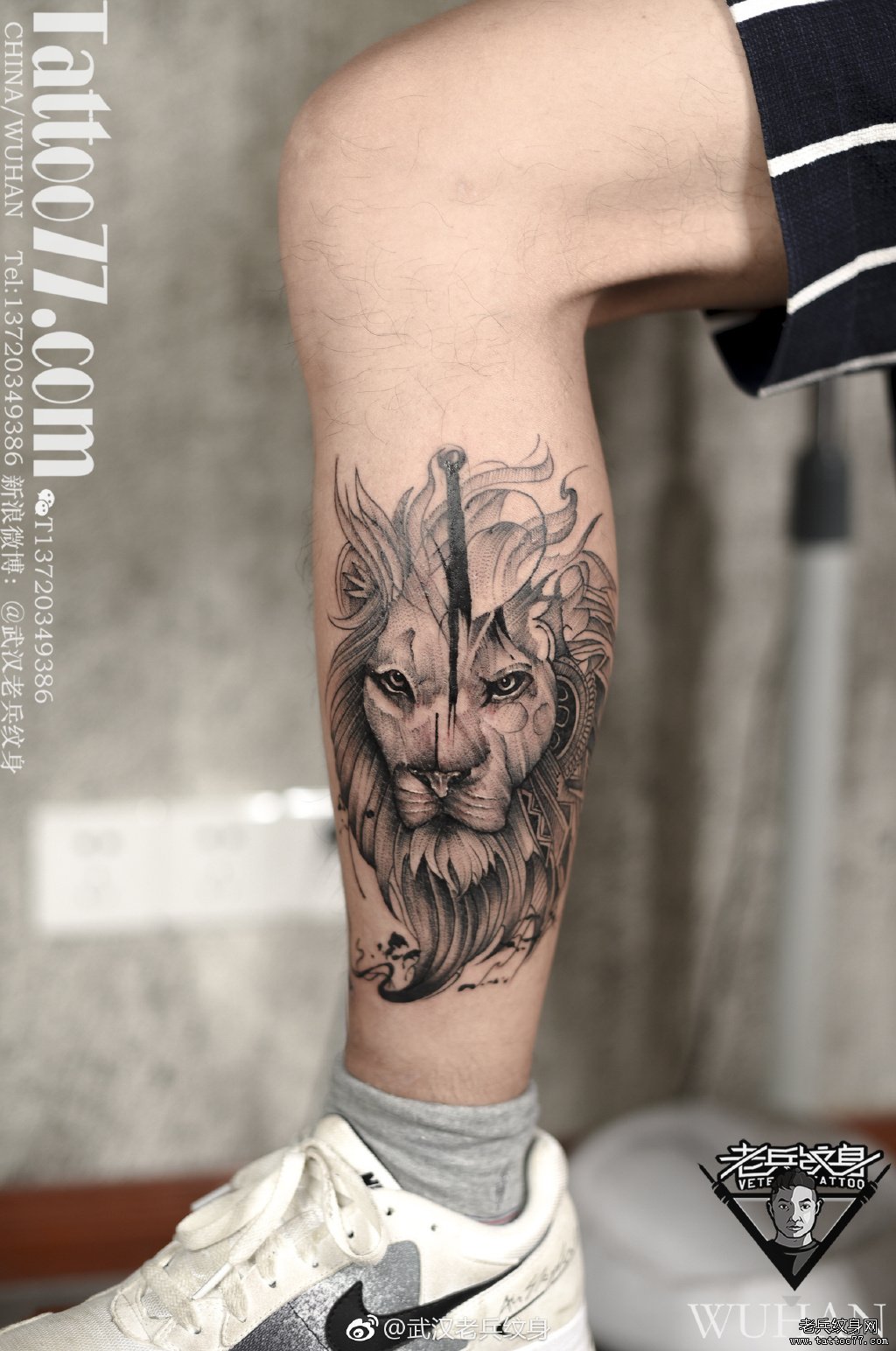 小腿狮子纹身图案