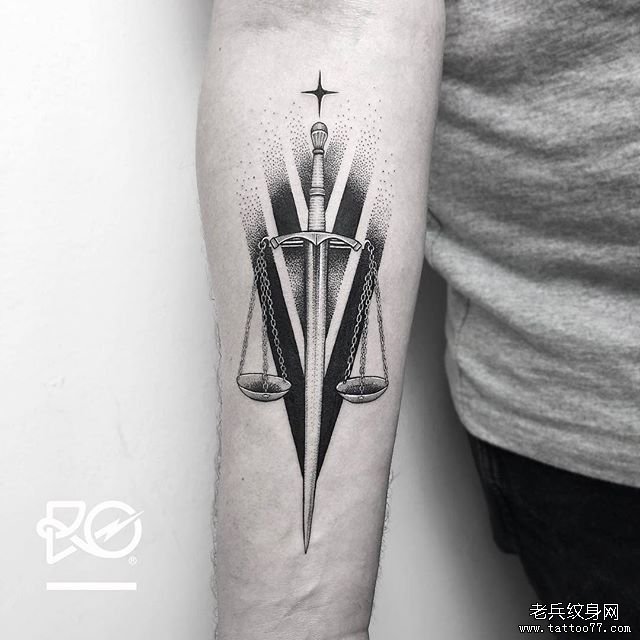 点刺星座天秤座纹身