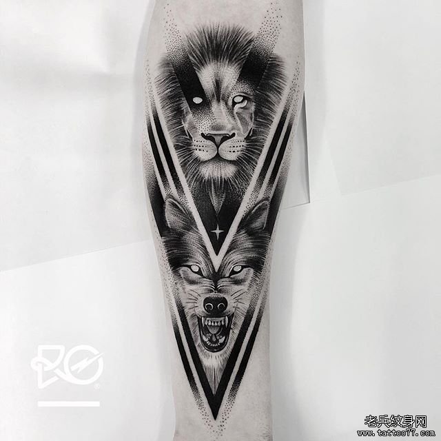 大臂狮子狼纹身图案