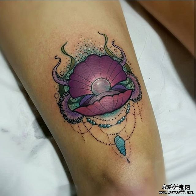 大腿school贝壳珍珠纹身图案