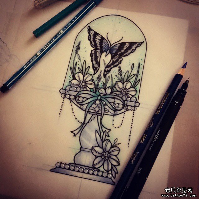 花坛蝴蝶纹身手稿