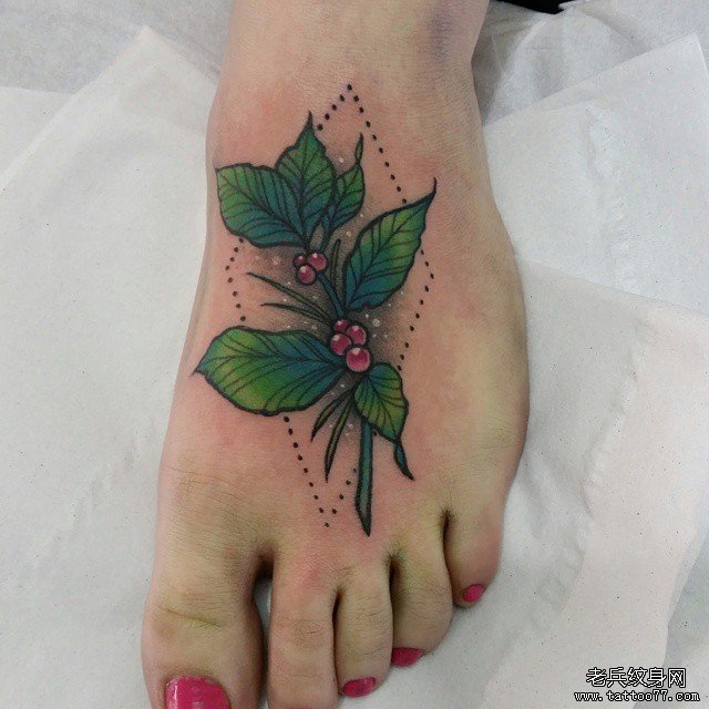 脚背几何叶子果实纹身图案