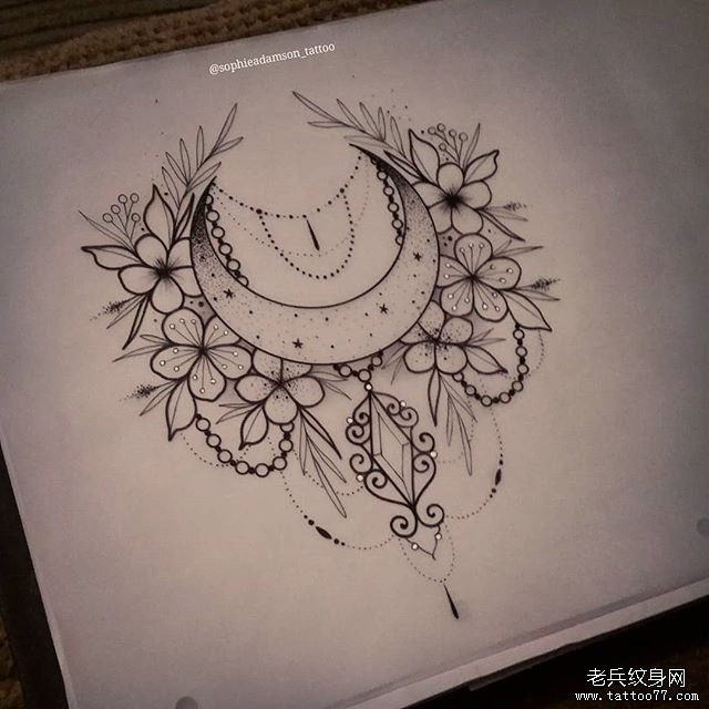 月亮珠宝吊坠纹身手稿