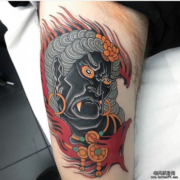 不动冥王彩色纹身图案