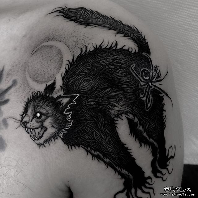 黑灰暗黑猫蜘蛛纹身