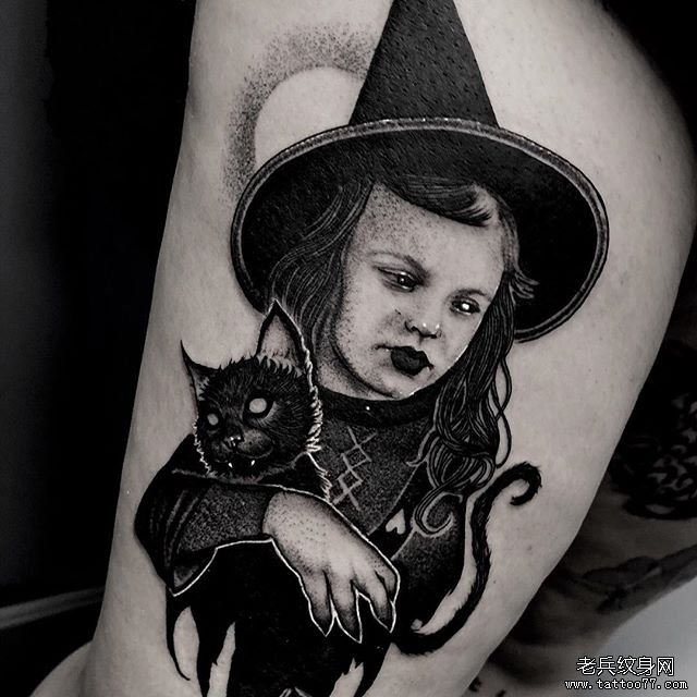 黑灰暗黑女孩猫咪文身