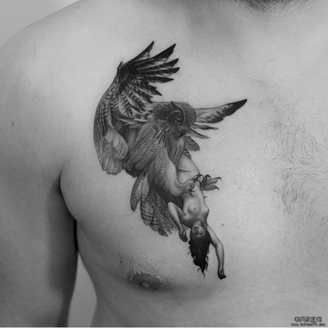 胸口单针鹰纹身图案