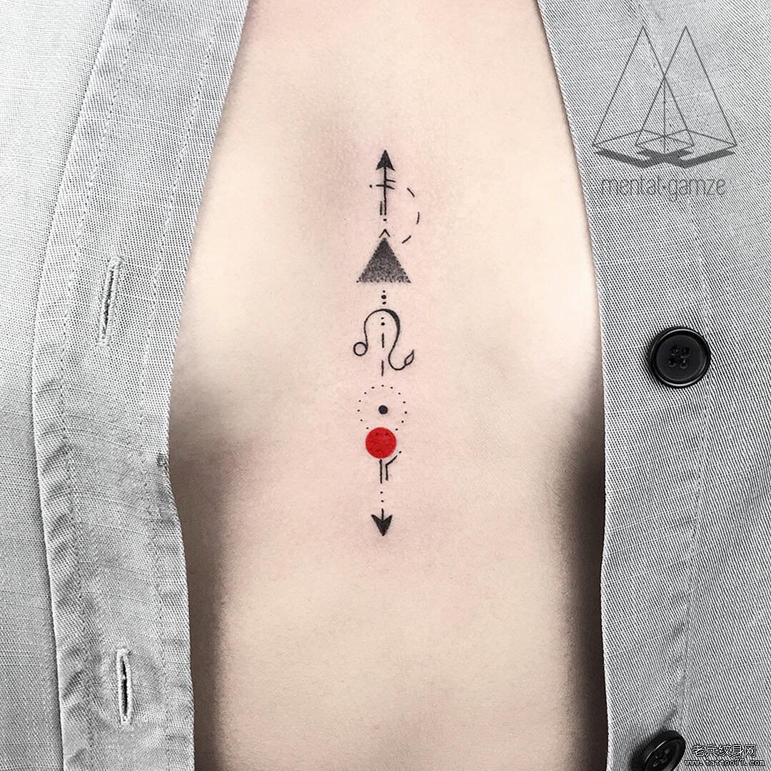 小清新胸简约狮子座tattoo