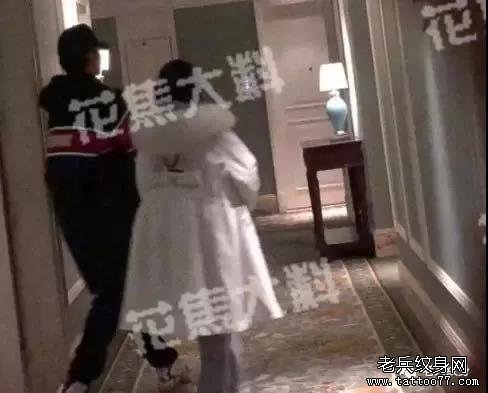 娱乐圈组团出轨，我们到底该不该纹情侣纹身？
