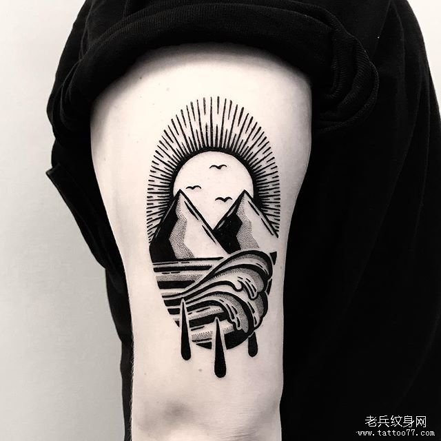 大臂个性几何风景纹身图案