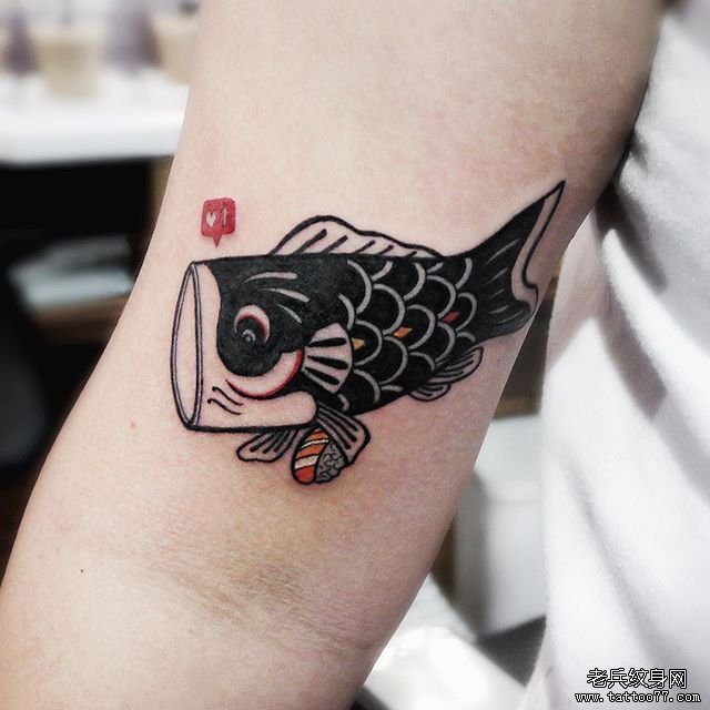 手臂个性日式鲤鱼旗纹身图案