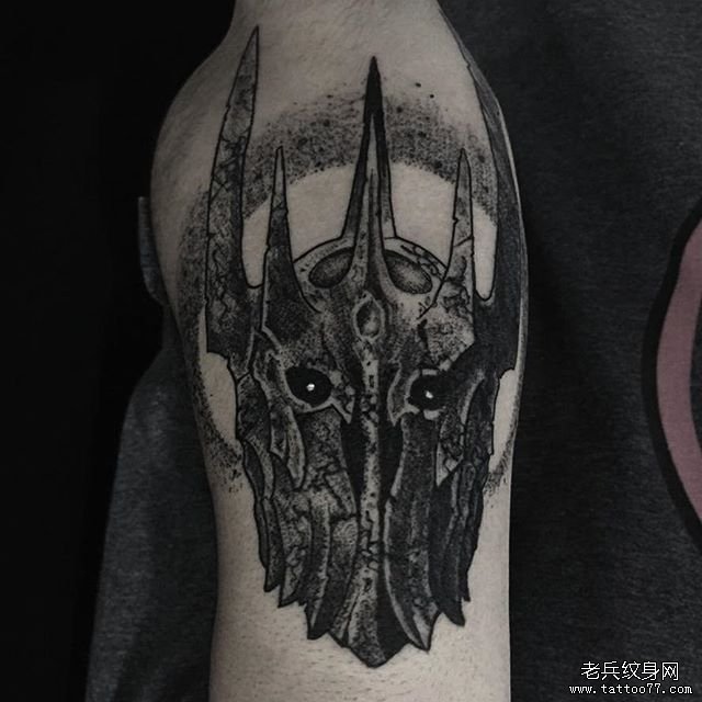 暗黑怪物纹身