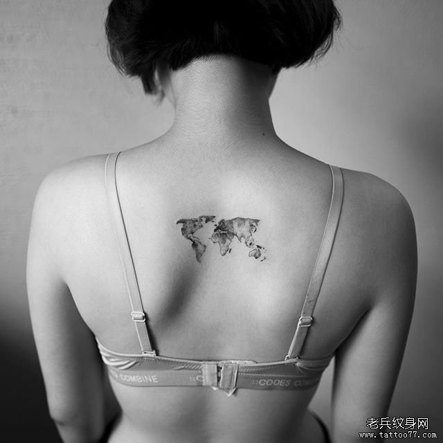 地图 后背纹身