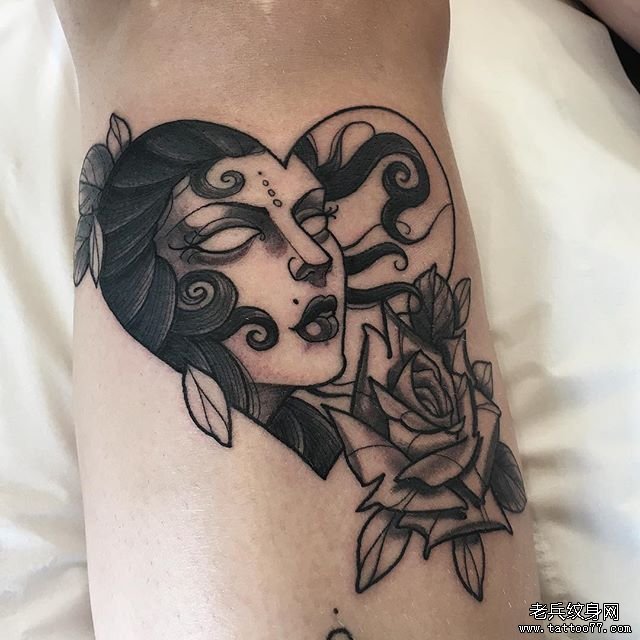 爱心女郎玫瑰纹身