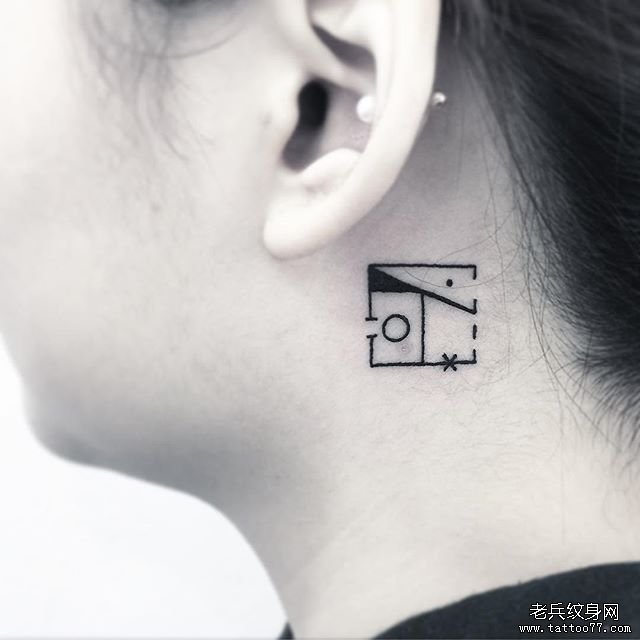 耳后简约小清新纹身