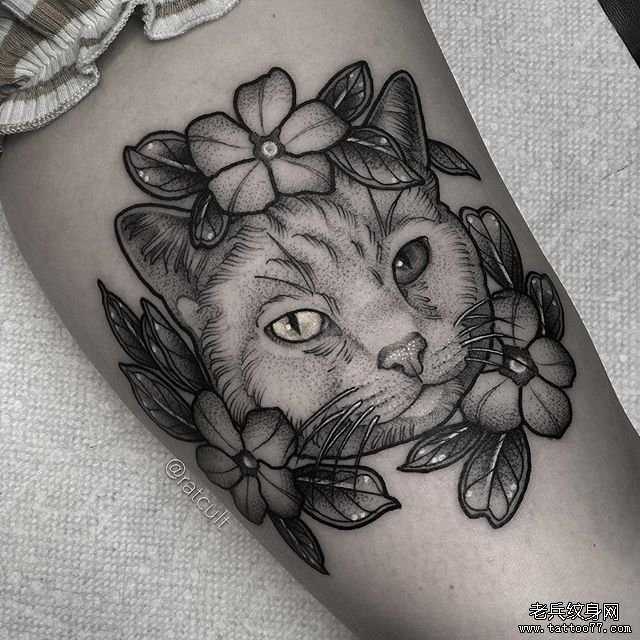 黑灰猫纹身