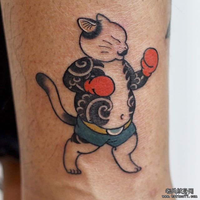脚踝日式猫咪纹身