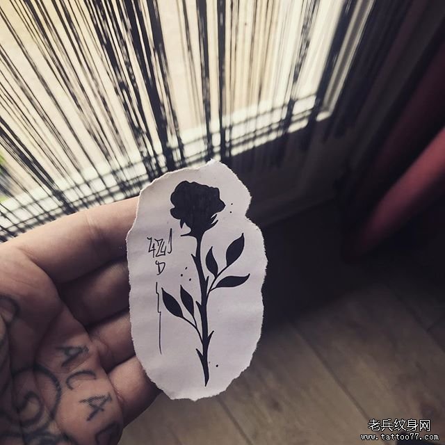 玫瑰纹身手稿