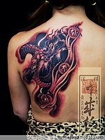 美女背部龙梵文纹身—日本纹身师作品