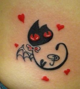 可爱爱心猫咪纹身图案