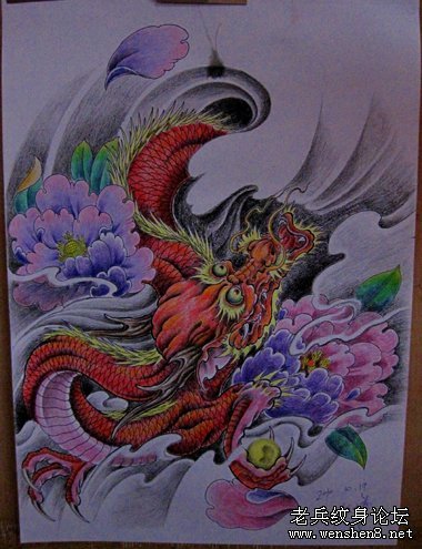 龙纹身图案大全：彩色龙牡丹纹身图案纹身图片