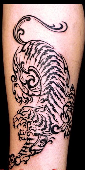 大臂图腾狮子纹身图案图片