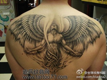 时尚经典的守护天使纹身图案